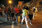 Obvinění policistů v Baltimoru slavily tisíce lidí
