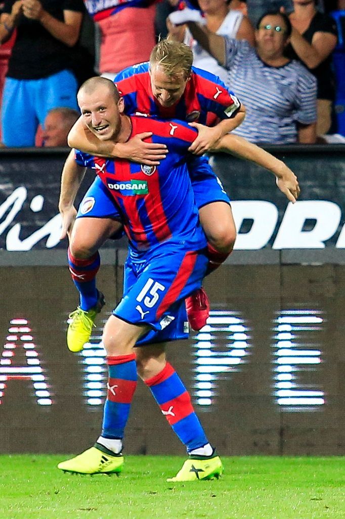 Viktoria Plzeň vs. Baník Ostrava (Krmenčík, Limberský)