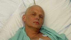 Alexandr Litviněnko na lůžku v londýnské nemocnici