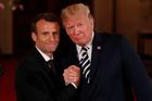 Očekávám, že Trump jadernou dohodu s Íránem vypoví, přiznal Macron po návštěvě Washingtonu