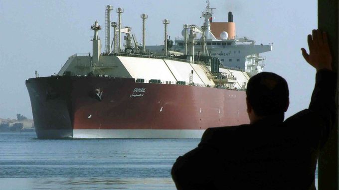 Katarský tanker Duhail převážející plyn.