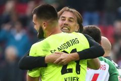 Souboj Koubka s Kadeřábkem v Bundeslize vyhrál gólman, ale dostal dva góly