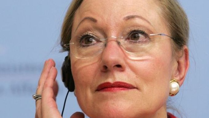 Evropská komisařka pro vnější vztahy, Rakušanka Benita Ferrero-Waldnerová