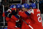 Úleva. Hokejisté stáhli dvoubrankový náskok Švýcarů a v nájezdech strhli vítězství na českou stranu