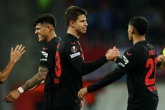 Zahraniční ligy: Hložek překonal maximum, Leverkusen drží první příčku
