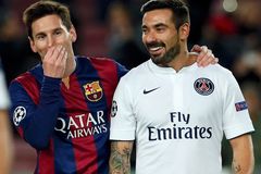 Stateční Pařížané zase straší Barcelonu. A Messi má trápení