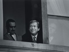 Tak nám to tu končí, kníže... Ze série Václav Havel - prezident a človek, 1989 - 2002.