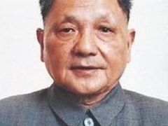 Teng Siao-pching jako nejvyšší autorita rozhodl o nasazení armády 3.června 1989.