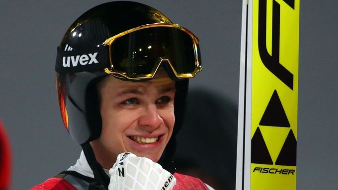 První skokanské zlato získal dvaadvacetiletý Němec Andreas Wellinger.