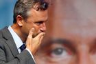 Rakouské volební drama online: Vede krajně pravicový Hofer, zelený Van der Bellen ho dotahuje
