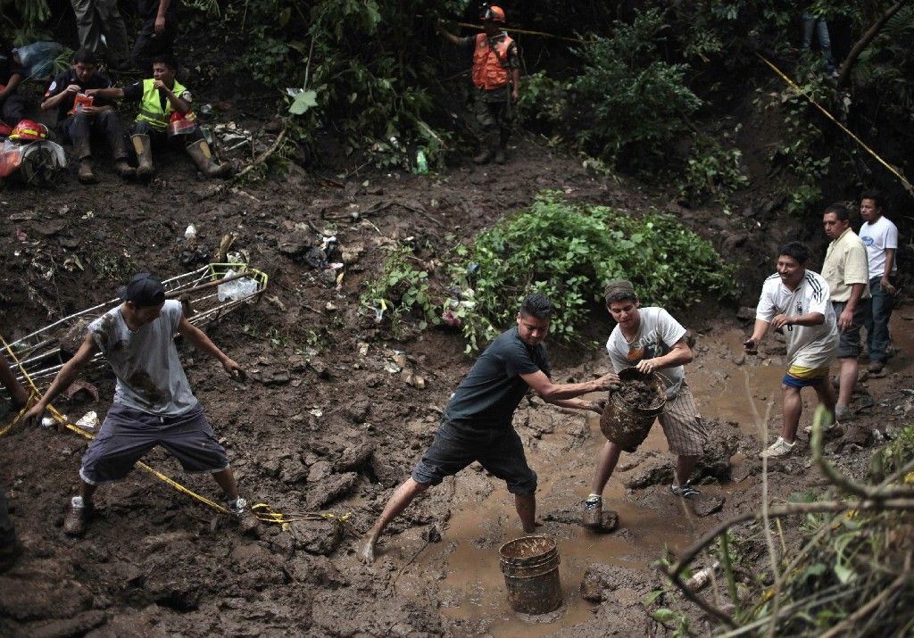 Počet obětí přívalových dešťů ve Střední Americe vzrostl (Honduras)