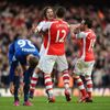 Tomáš Rosický slaví svůj gól do sítě Evertonu