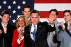 Po sérii tří porážek vyhrál Romney v Maine