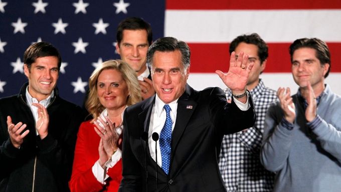 Přes několik porážek zůstává Romney hlavním favoritem republikánských primárek