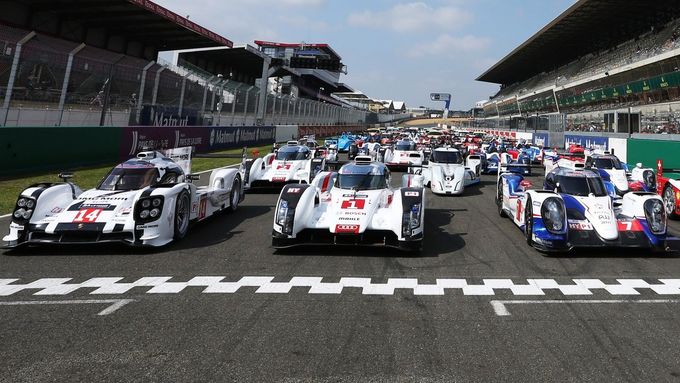 Porsche, Audi a Toyota si to letos v Le Mans rozdají o vítězství.