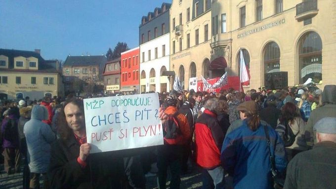 Jeden z mnoha českých protestů proti těžbě břidlicového plynu