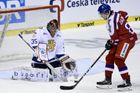 Hokejisté díky gólům nováčků zdolali v Pardubicích Finsko 3:1