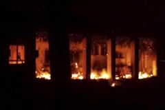 Nové zjištění: Američané věděli, že armáda v Kunduzu bombarduje nemocnici