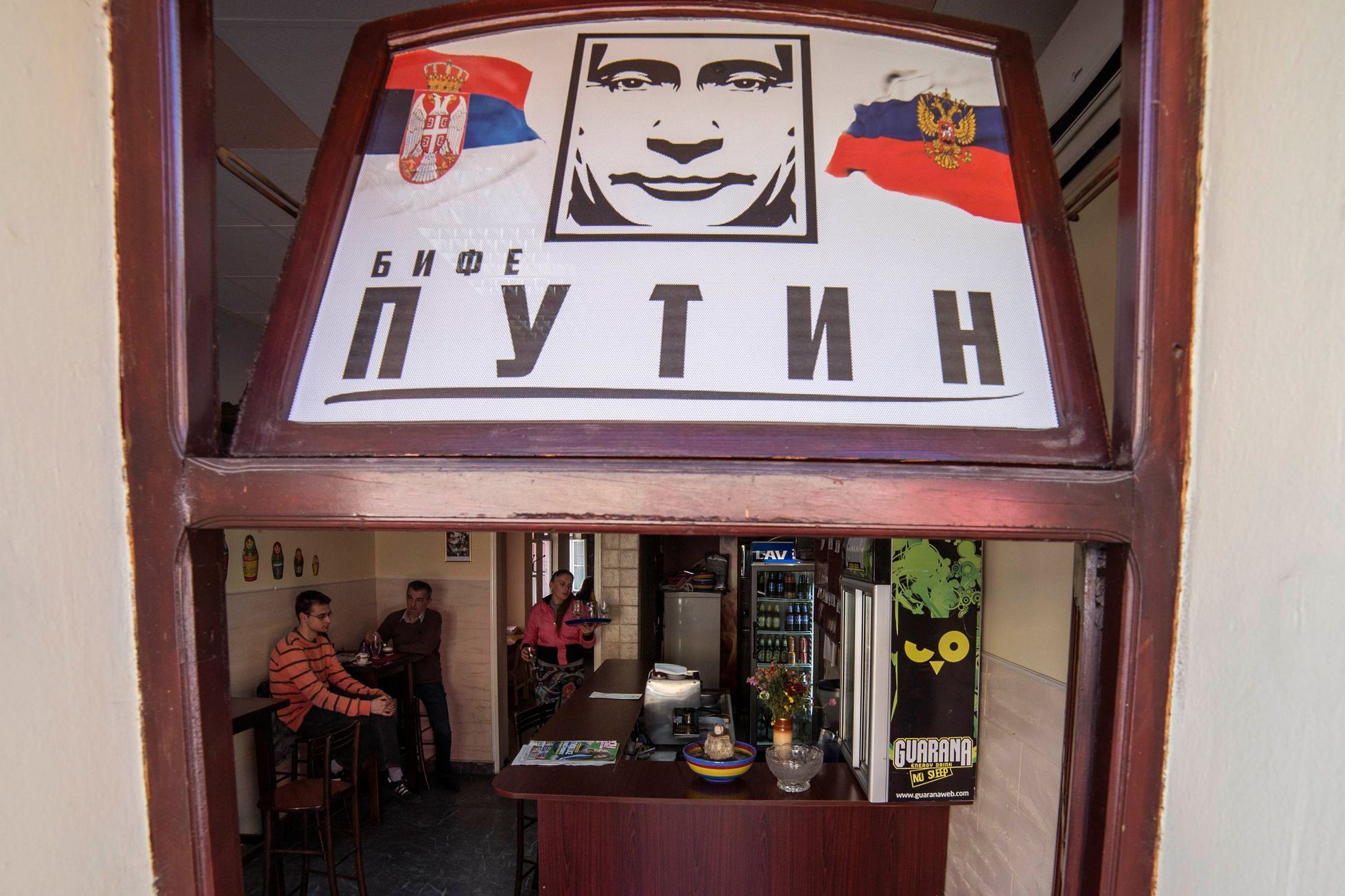 Bar Putin nedávno otevřeli v Novém Sadu na severu Srbska.