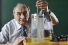 Českému vědci s unikátní turbínou evropské vítězství uniklo. Vyhrála převratná léčba "Parkinsona"