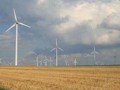 Výstavba větrníků se prodražuje, Německo jich letos uvedlo do provozu o osmdesát procent méně než loni.