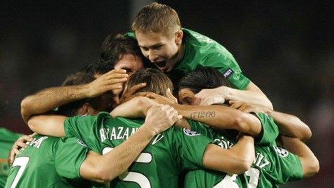 Fotbalisté Kazaně slaví senzační vítězsví na hřišti Barcelony