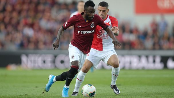 Guélor Kanga a Nicolae Stanciu v derby Sparta - Slavia v 10. kole první ligy