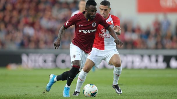 Guélor Kanga a Nicolae Stanciu v derby Sparta - Slavia v 10. kole první ligy