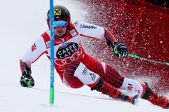 Hirscher nedal soupeřům šanci a opanoval obří slalom v Alta Badii. Krýzl nedokončil