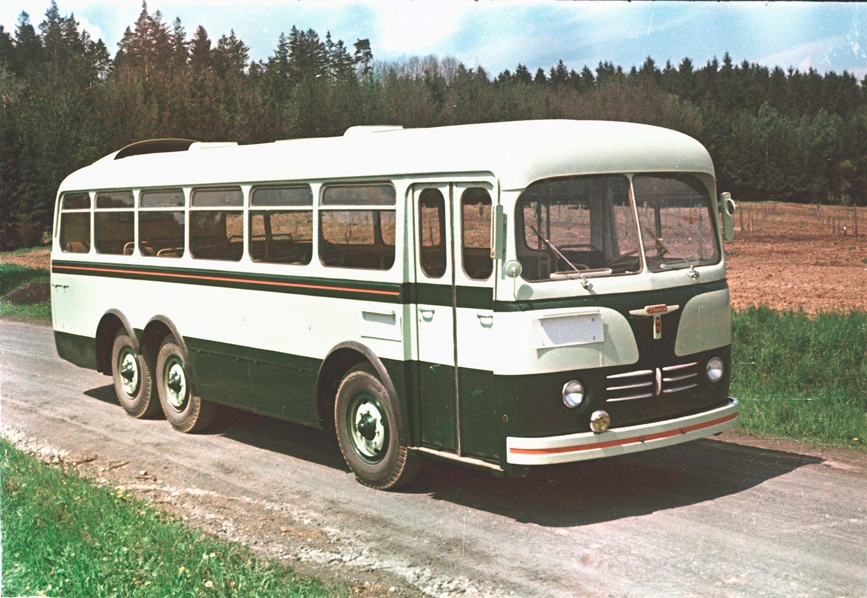 Autobus Karosa T 500 HB