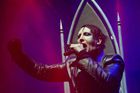 Recenze: Marilyn Manson má to nejlepší za sebou. Na jeho rozpačitý koncert v Praze se brzy zapomene
