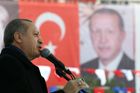 "Nacismus, banánová republika." Roztržka Nizozemska a Turecka sílí, může ovlivnit i dvoje hlasování