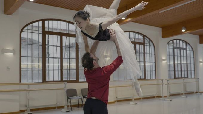 Balet Oněgin se do Národního divadla vrací po osmi letech.