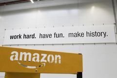 Amazon chce stavět v Horních Počernicích další sklad. Nic není dořešené, říká radní