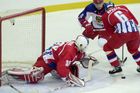 Hašek nechce NHL v Praze s Rusy. Asi trpí otřesem mozku, tepe ho exspoluhráč