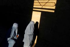 Afghánské soudkyně se bojí pomsty mužů, které před návratem Tálibánu poslaly za mříže
