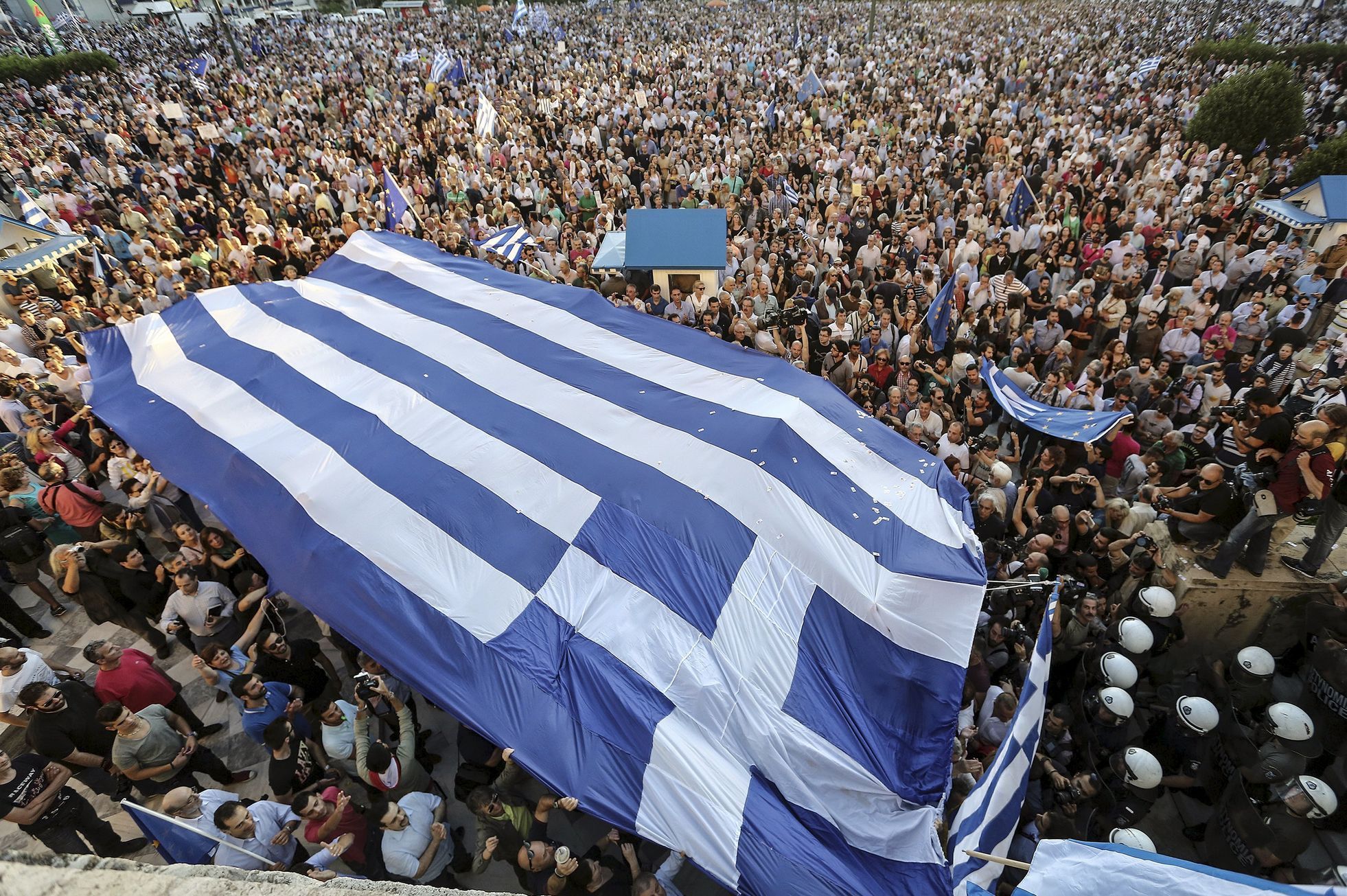 Demonstrace na aténském náměstí Syntagma.