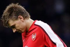 Arsenal chystá změny. Odejde Gallas s Bendtnerem?
