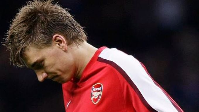 Niclas Bendtner mohl jen litovat, že nevstřelil více než jeden gól. Šance na to měl.
