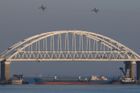 Kyjev pošle do Azovského moře další lodě, nechce ústupky legalizovat "okupaci Krymu"