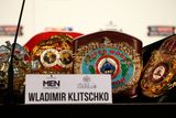 Vladimir Kličko a Tyson Fury se setkali tváří v tvář na poslední tiskové konferenci před jejich sobotním šlágrem o krále boxerské těžké váhy už v místě konání - düsseldorfské ESPRIT Aréně...
