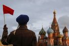 Británie vyhostí ruského vojenské přidělence v Londýně. Moskva slibuje odvetu