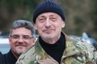 Česká armáda má málo vojáků, potřebujeme aspoň 30 tisíc profesionálů, tvrdí ministr