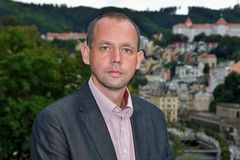 Karlovy Vary zvolí nové vedení, primátorem bude dál Kulhánek