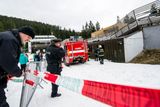Nikdo nebyl zraněn. Ředitel skiareálu Špindlerův Mlýn Čeněk Jílek řekl, že celý prostor se podařilo zavčas vyklidit.