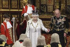 Sněmovna lordů bude volená, překvapila Alžběta II.