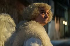 Anděl Páně 2 dominuje českým kinům, Strachovu pohádku vidělo přes 400 tisíc lidí