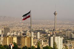 U Teheránu zavraždili íránského fyzika. Zřejmě vedl tajný program jaderných zbraní