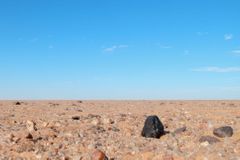 V poušti našli pozůstatky "ztracené planety". Diamanty z meteoritu mají jedinečné složení
