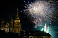 Pražský novoroční ohňostroj připomněl sametovou revoluci. Vyšel na dva miliony